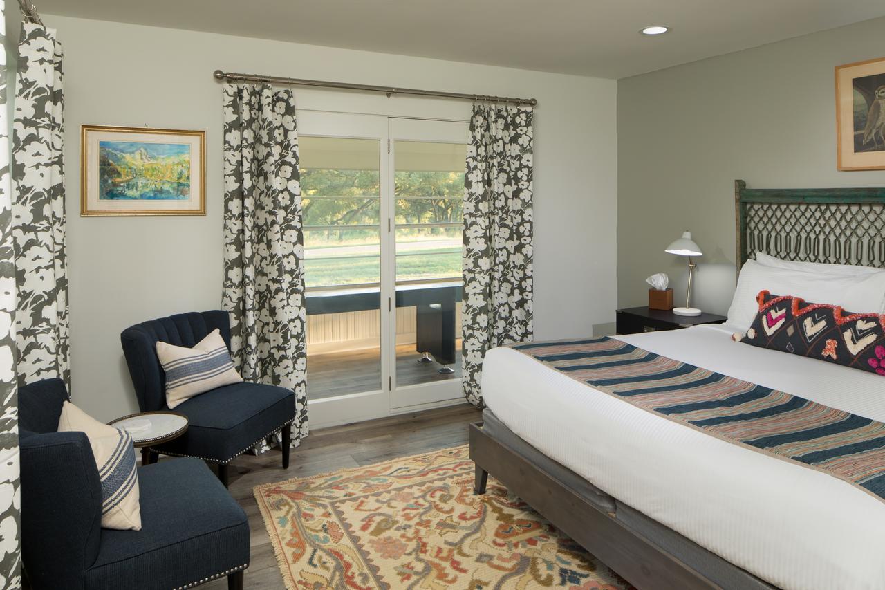 Camp Lucy Hotel Dripping Springs Eksteriør billede