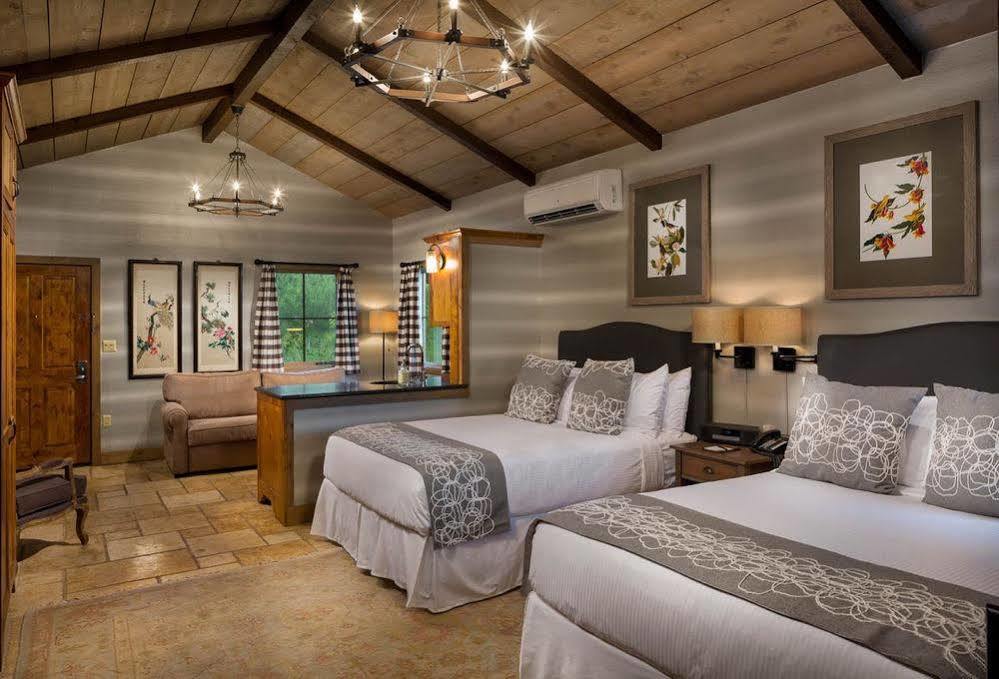 Camp Lucy Hotel Dripping Springs Eksteriør billede