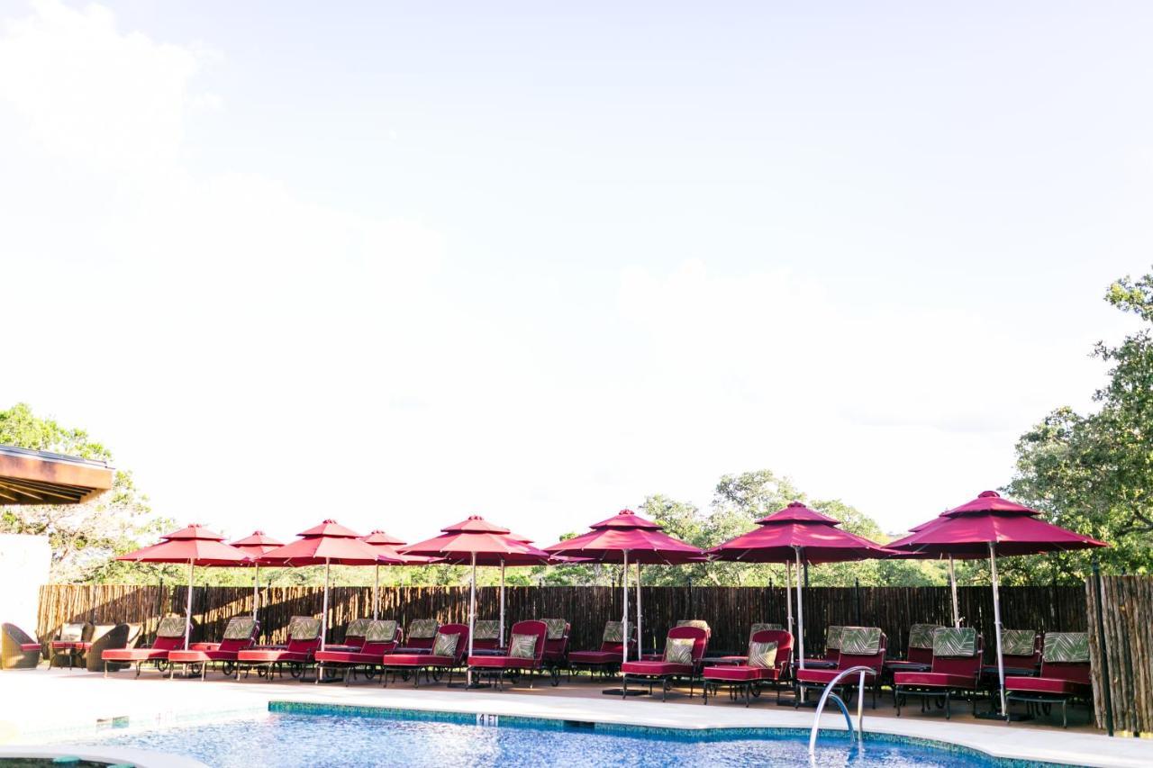 Camp Lucy Hotel Dripping Springs Eksteriør billede
