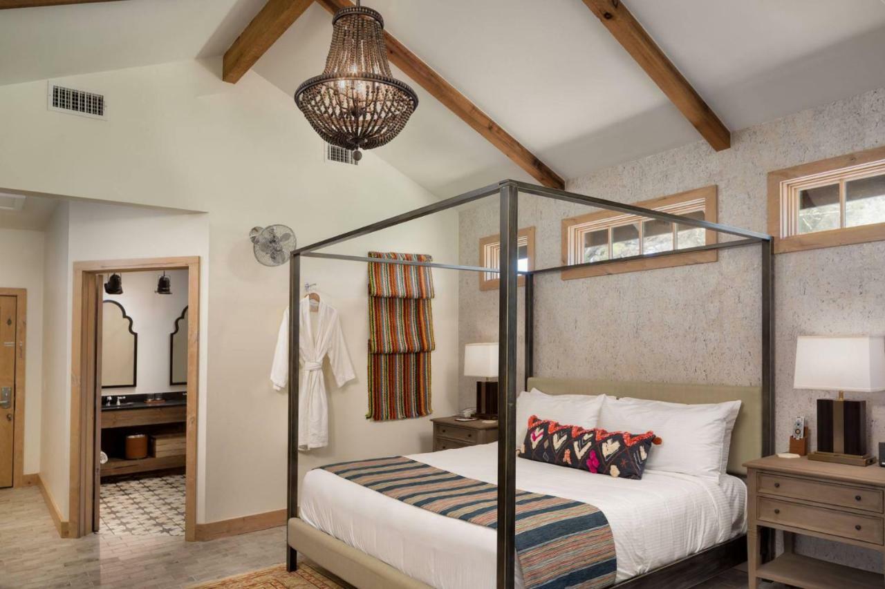 Camp Lucy Hotel Dripping Springs Eksteriør billede