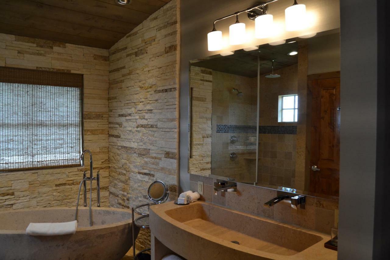 Camp Lucy Hotel Dripping Springs Eksteriør billede